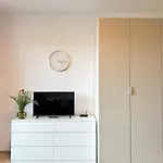 Real Living By Refa Balcony Retreat 75